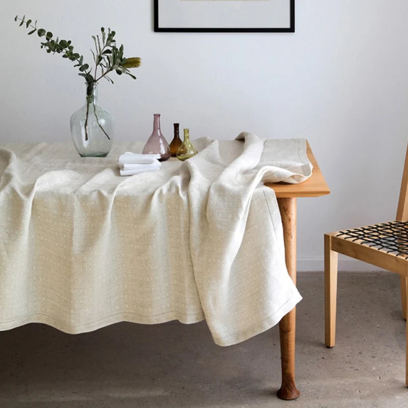 Mungo Cloverleaf Tablecloth - Natural