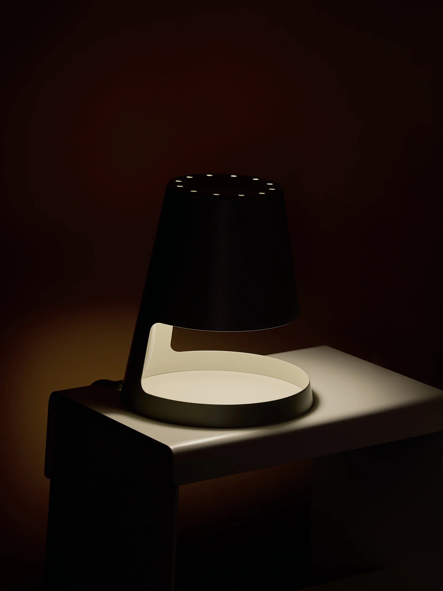 Citta Knight Light Table Lamp - White