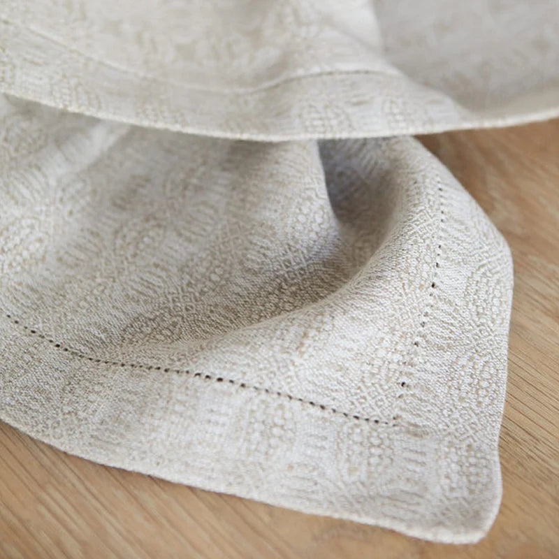 Mungo Cloverleaf Tablecloth - Natural