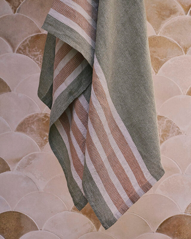 Mungo Flax Towel - Moss