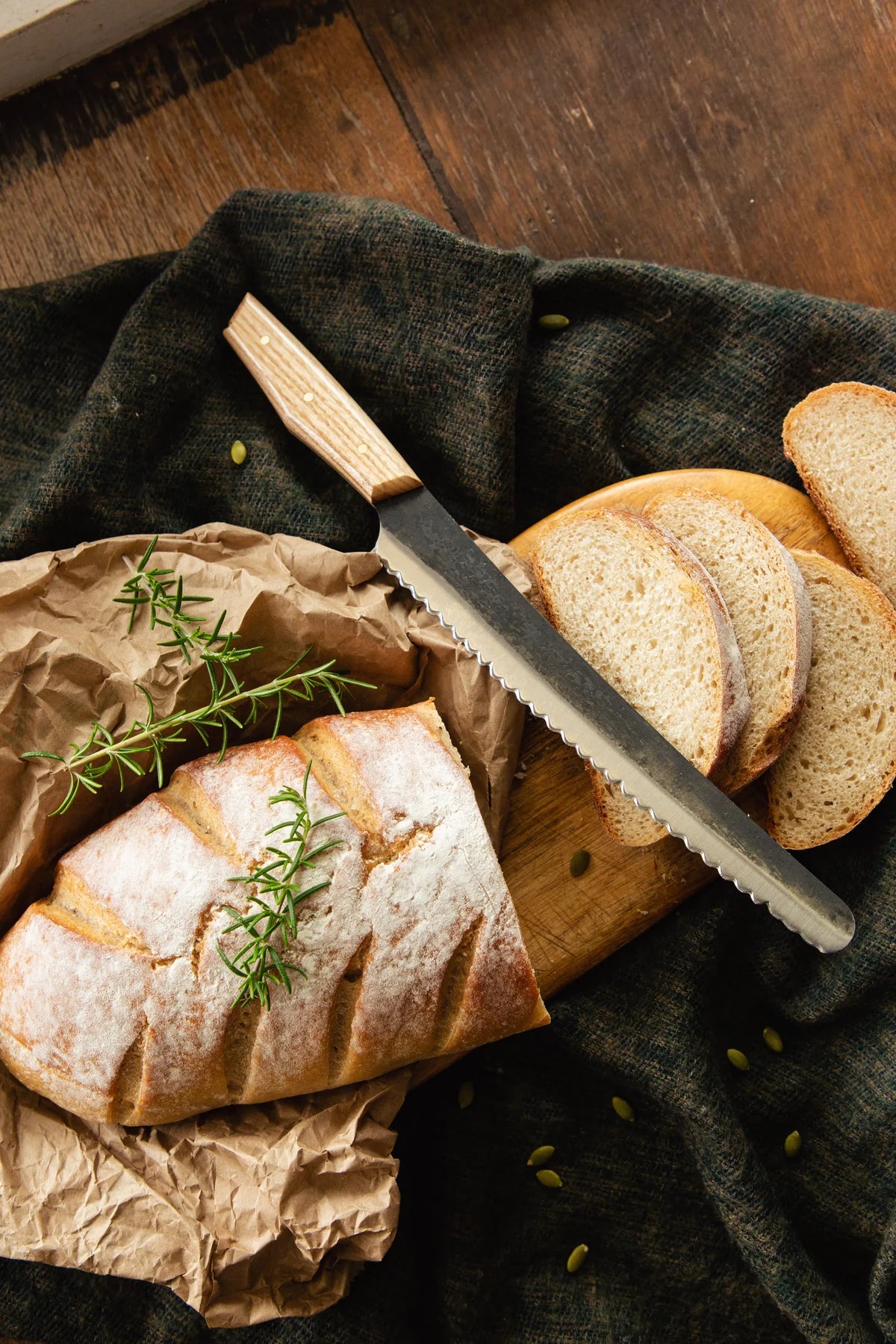 Nuz No. 4 Knife - The Baker